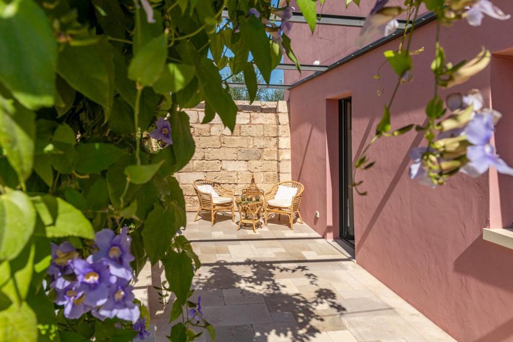 Oasi Verde Casin Anand - Retreat & Spa Novoli Exterior foto